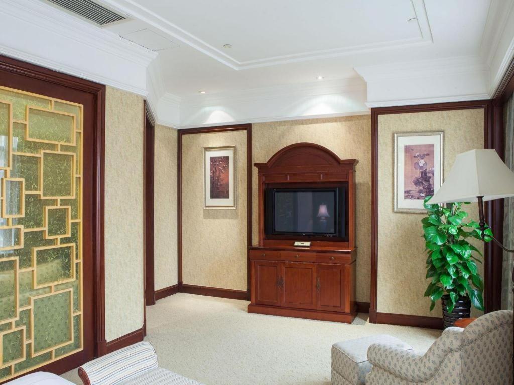 Sky Fortune Boutique Hotel 5*